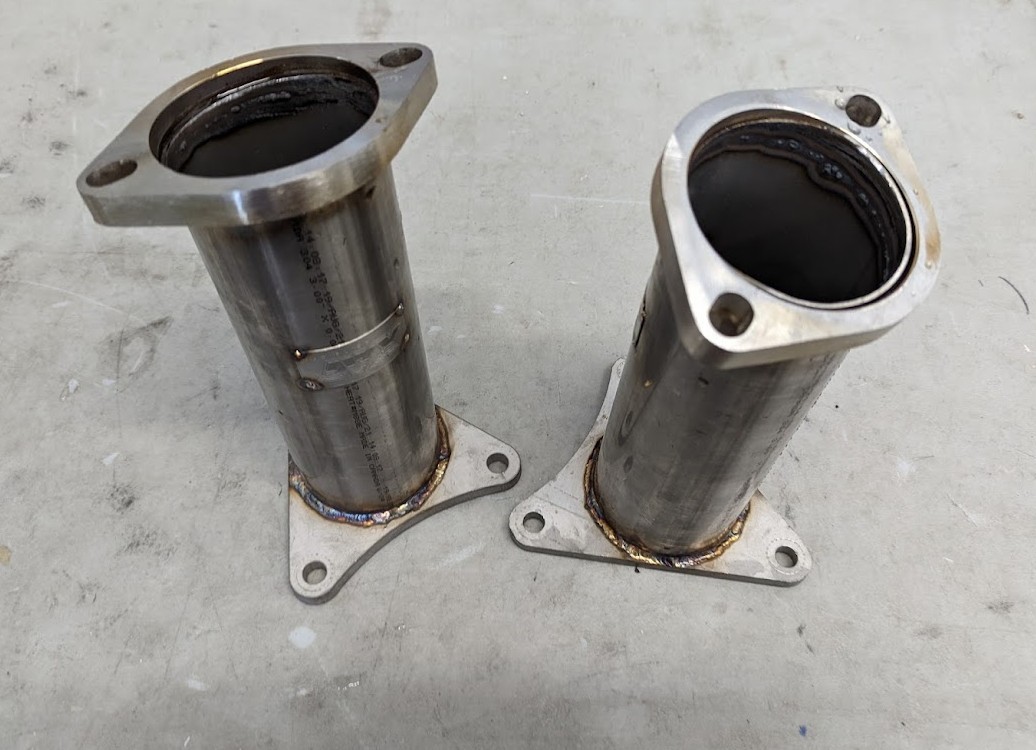 UZS171 1UZ(GA2) 触媒 UZS171 1UZ(GA2) 触媒 - メルカリ